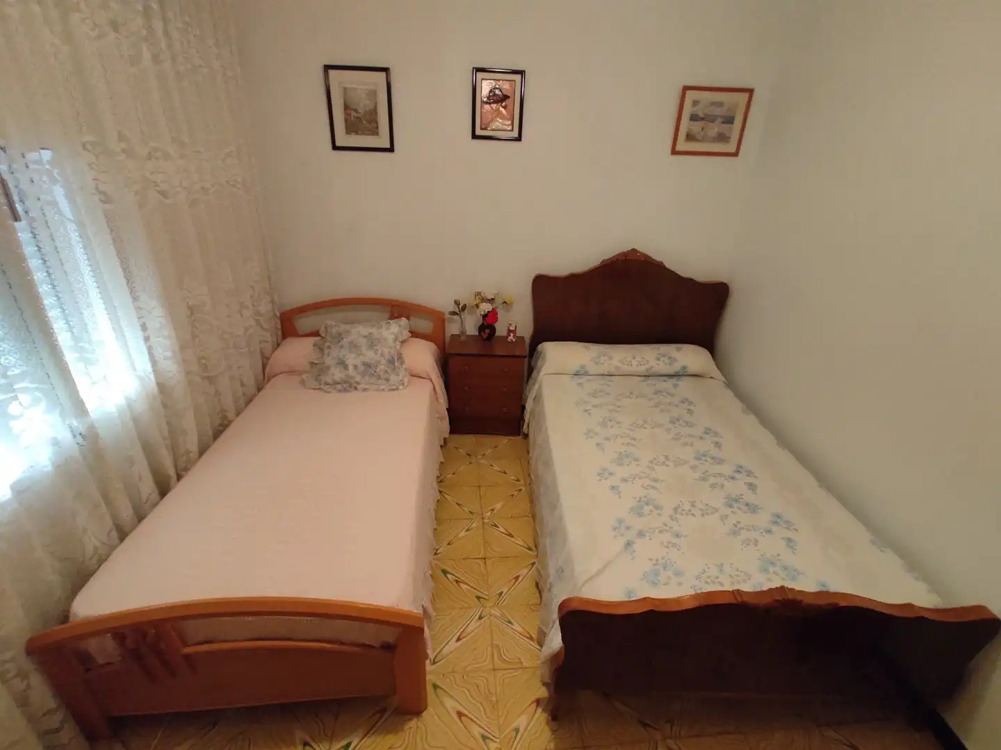 Habitación de Casa adosada en venta en Enguídanos con Amueblado