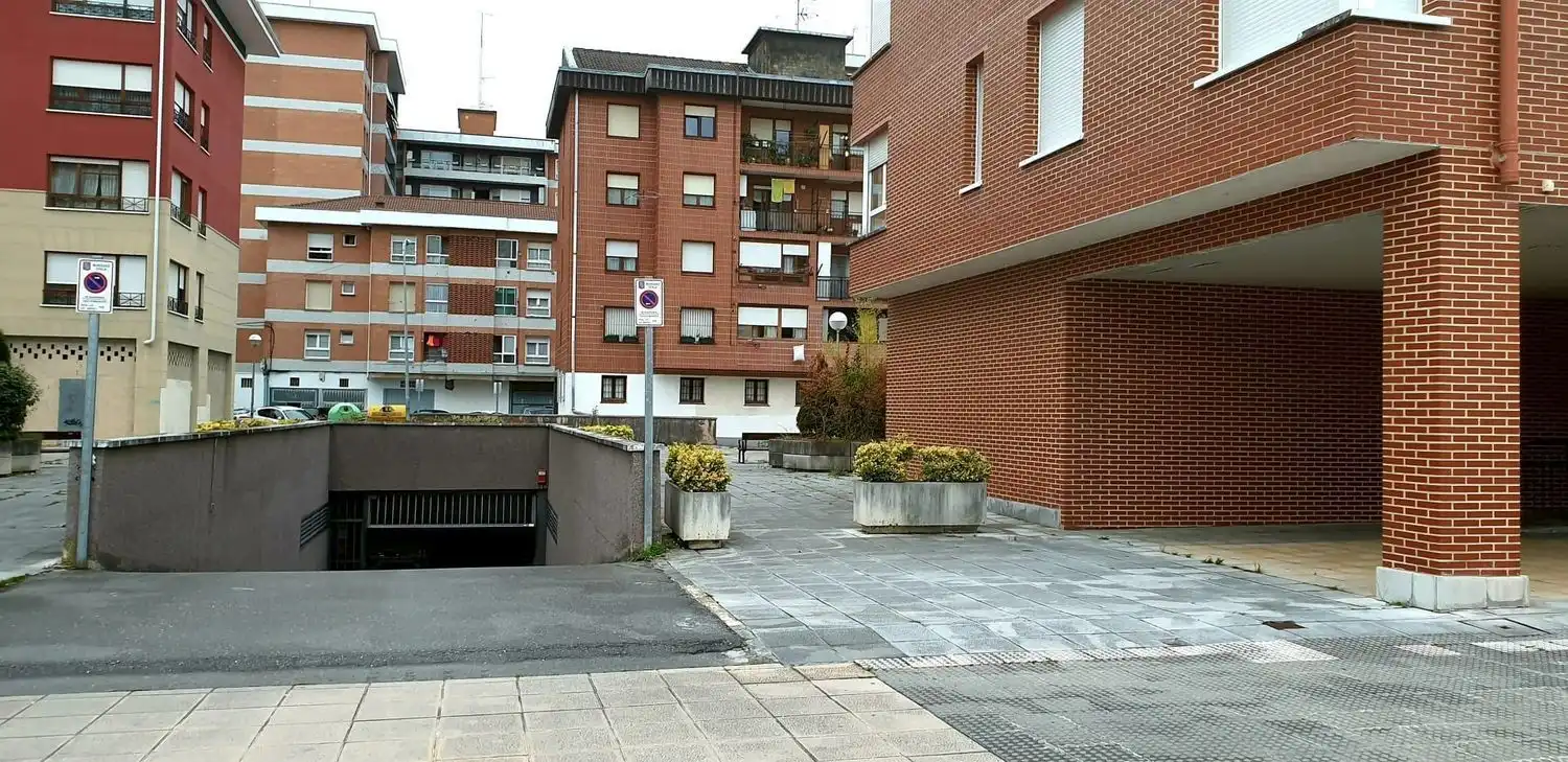 Individual en venda a Calle Atxurizubi 16
