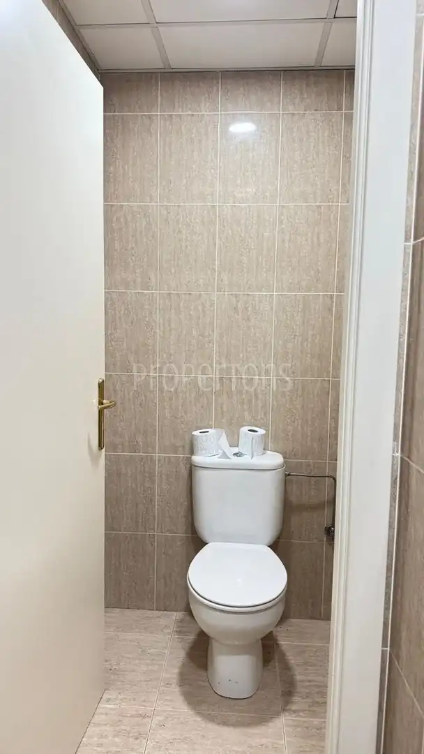 Bathroom of Office for rent in Bilbao 