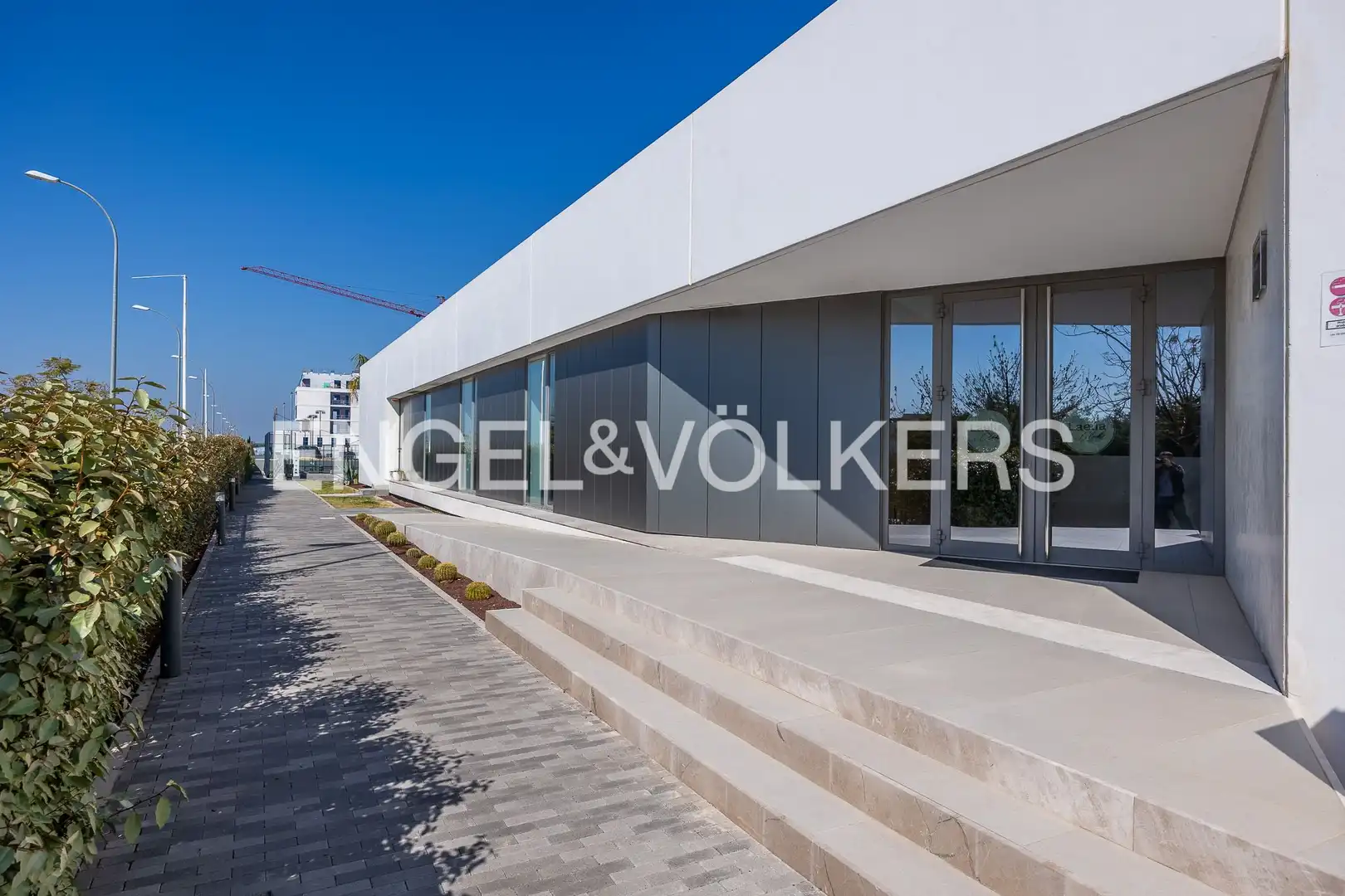 Exterior view of Detached homes for sale in Mairena del Aljarafe  with Air Conditioner, Heating and Private garden