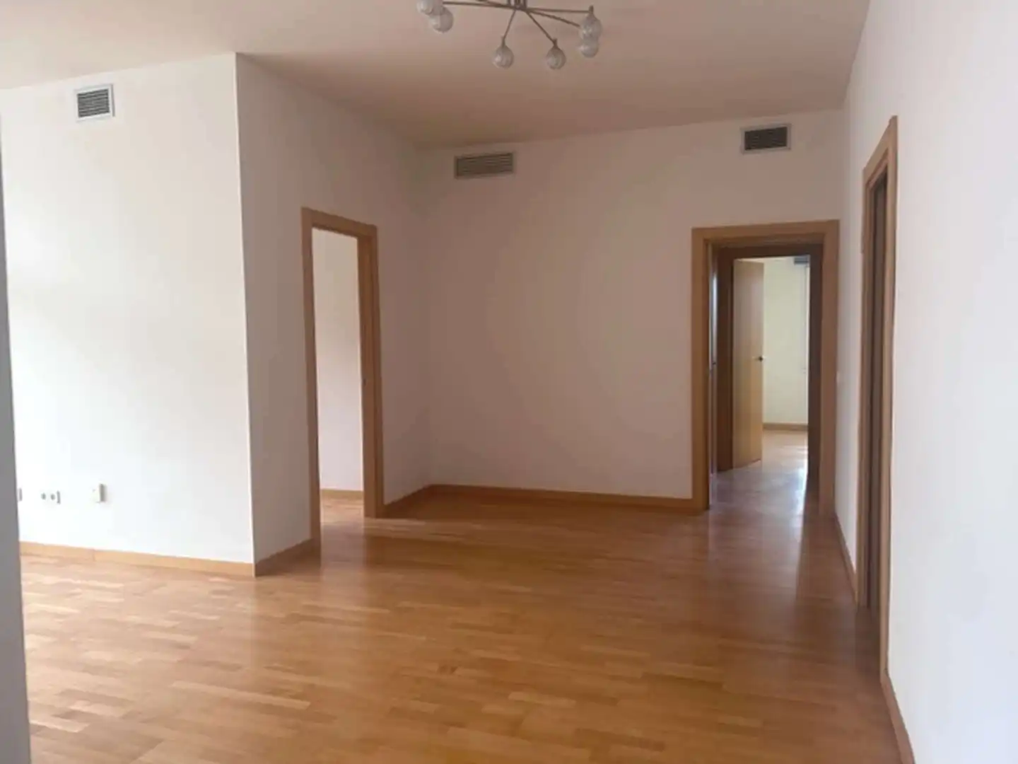 Flat with terrace to rent in Eixample Sud – Migdia, imagen 5