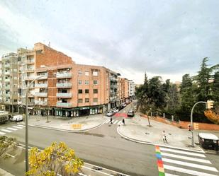 Vista exterior de Pis en venda en Sabadell amb Calefacció