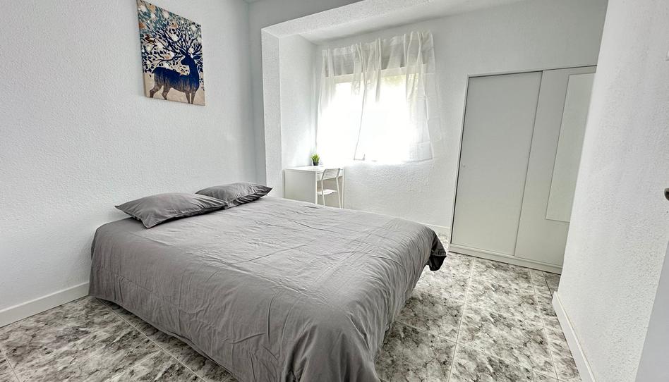 Photo 1 of Flat to share in Calle de Sáhara, 52, Los Rosales, Madrid