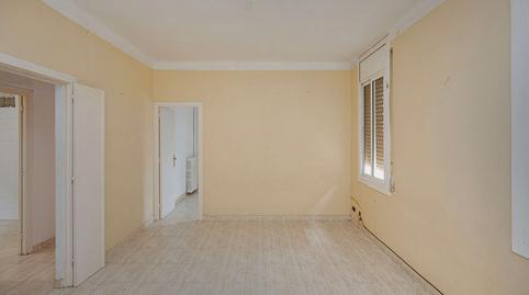 Foto 2 de Pis en venda a C/ Sant Celi I Rustic, Eixample - Horta Capallera, Girona