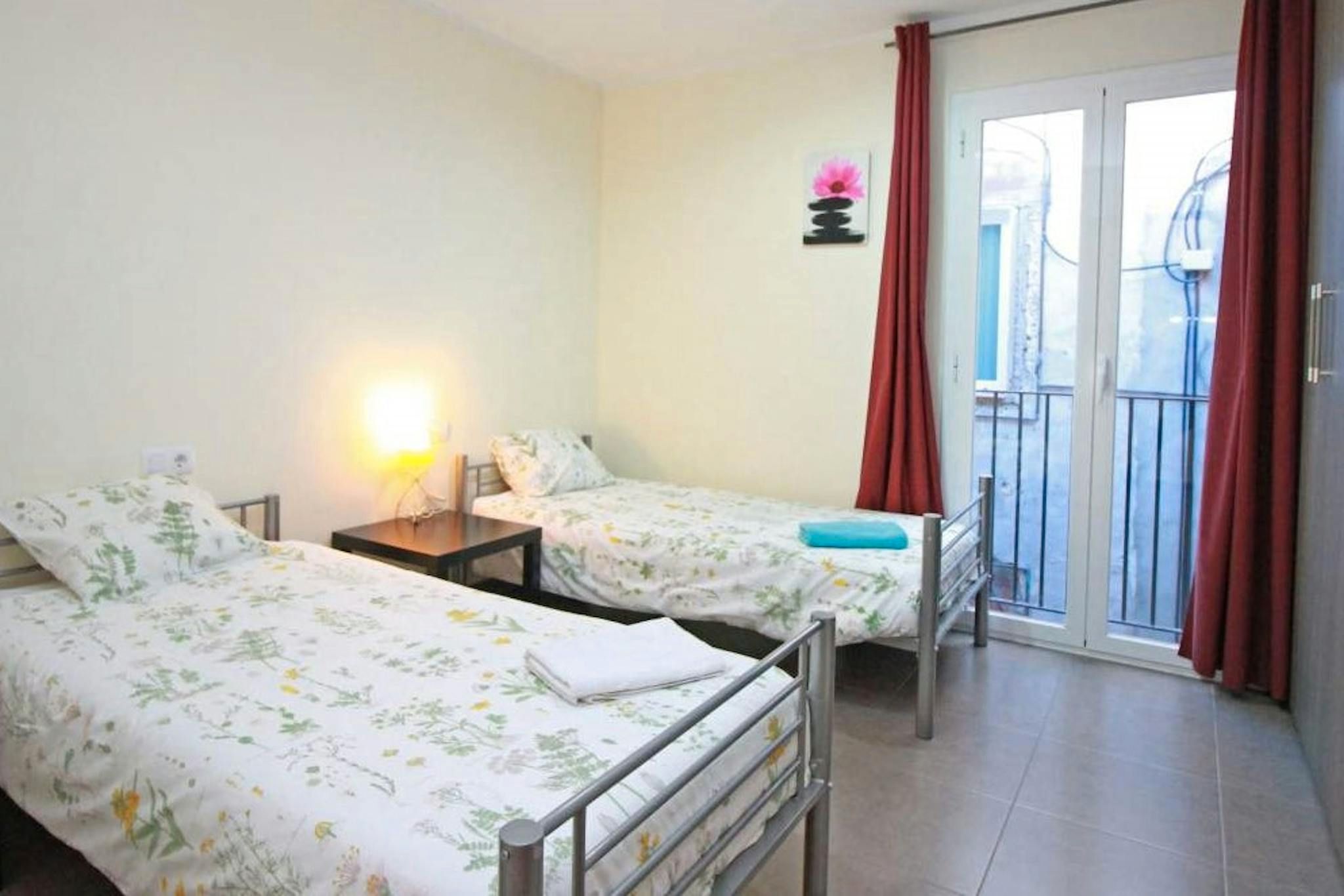 Dormitori de Pis per a compartir en  Barcelona Capital amb Aire condicionat, Calefacció i Moblat