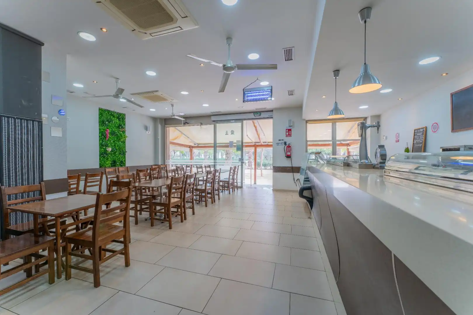 Local comercial en venta en Las Bayas, imagen 6