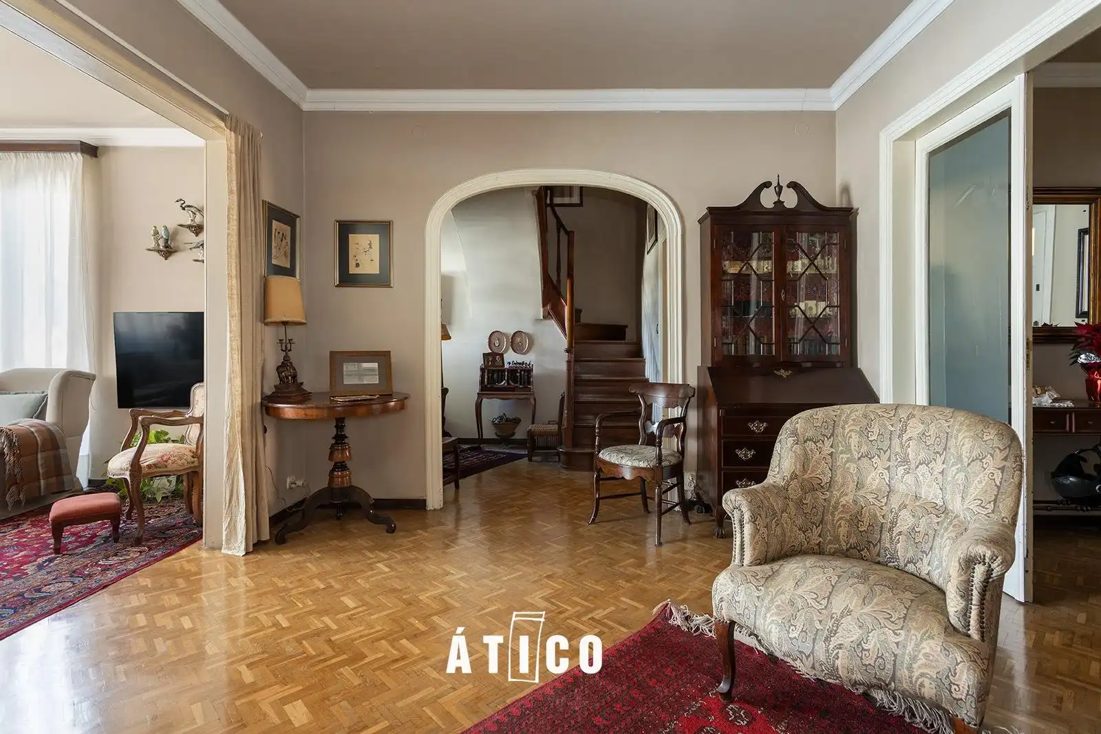Sala d'estar de Àtic en venda en Barcelona amb Parquet, Terrassa i Traster