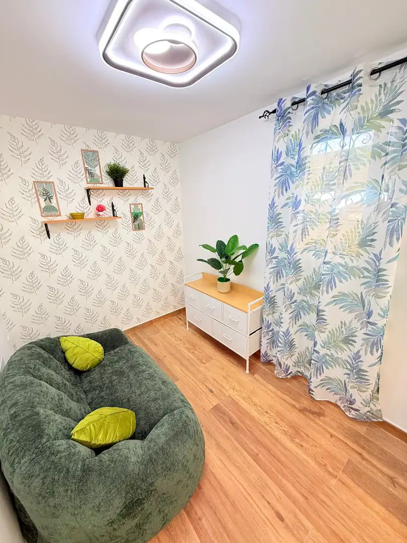 Bedroom of Flat for sale in Cártama  with Furnished