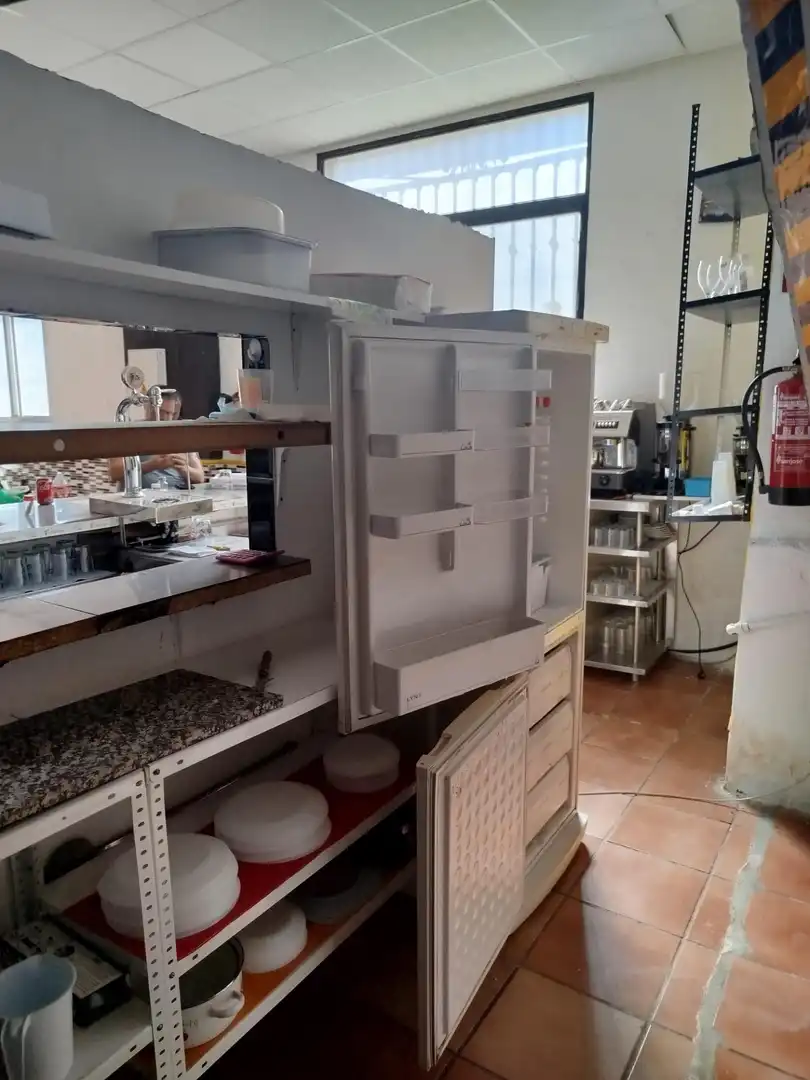 Business premises for sale in Calle ANDRES SEGOVIA, imagen 5
