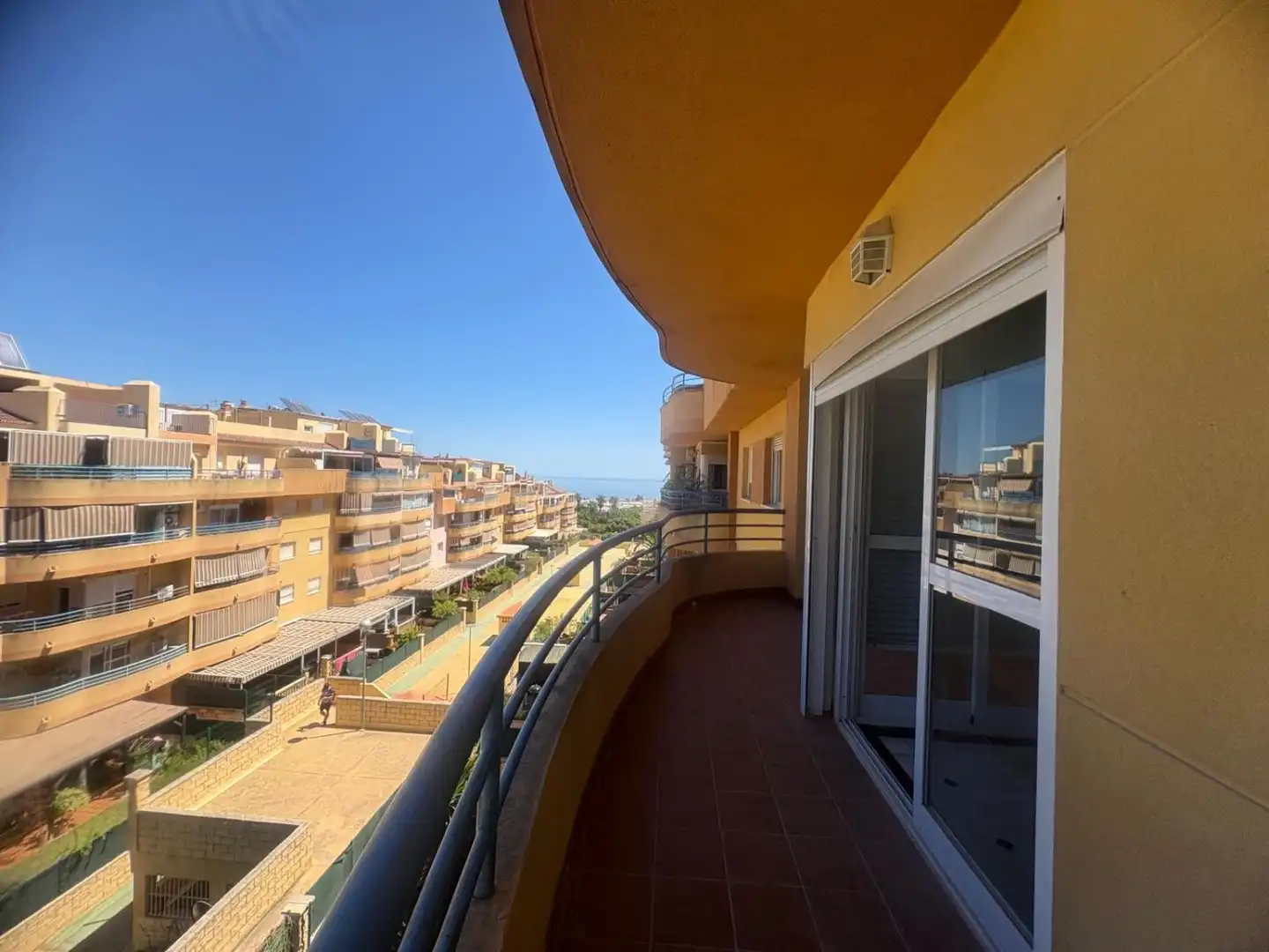 Vista exterior de Piso en venta en Torremolinos con Calefacción, Terraza y Trastero