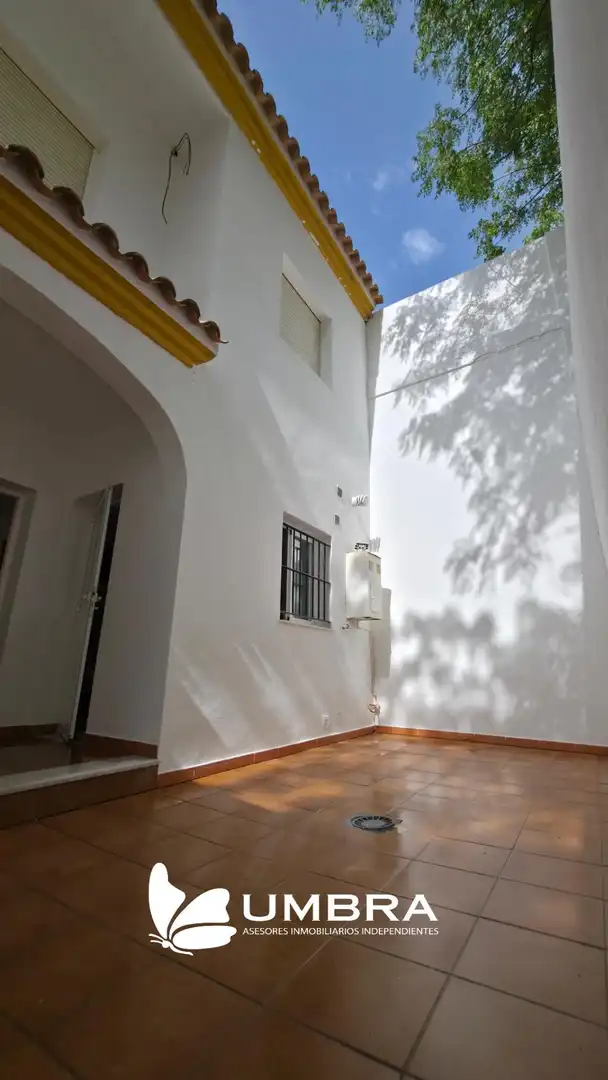 Exterior view of Detached homes for sale in Jerez de la Frontera