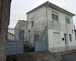 Vista exterior de Casa o xalet en venda en Pontedeume amb Jardí privat i Traster