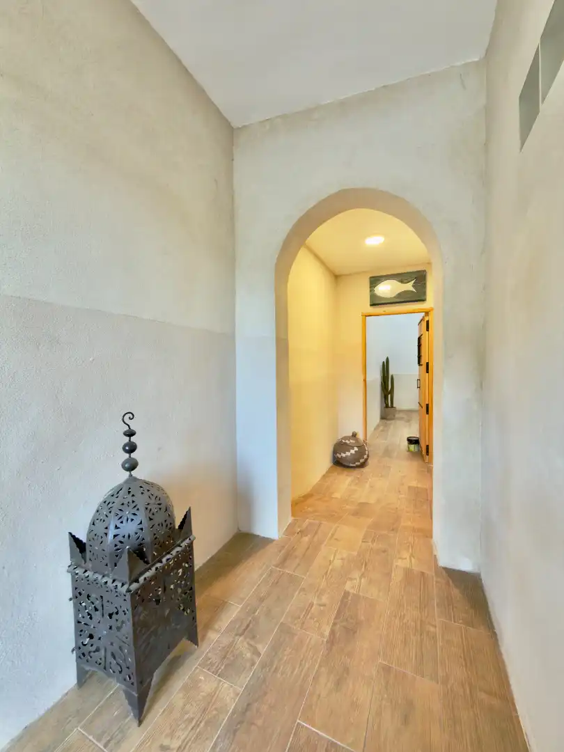 Ground floor for sale in Bornos  with Air Conditioner, Private garden and Furnished