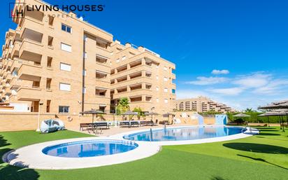 Exterior view of Flat for sale in Oropesa del Mar / Orpesa  with Storage room, Swimming Pool and Community pool