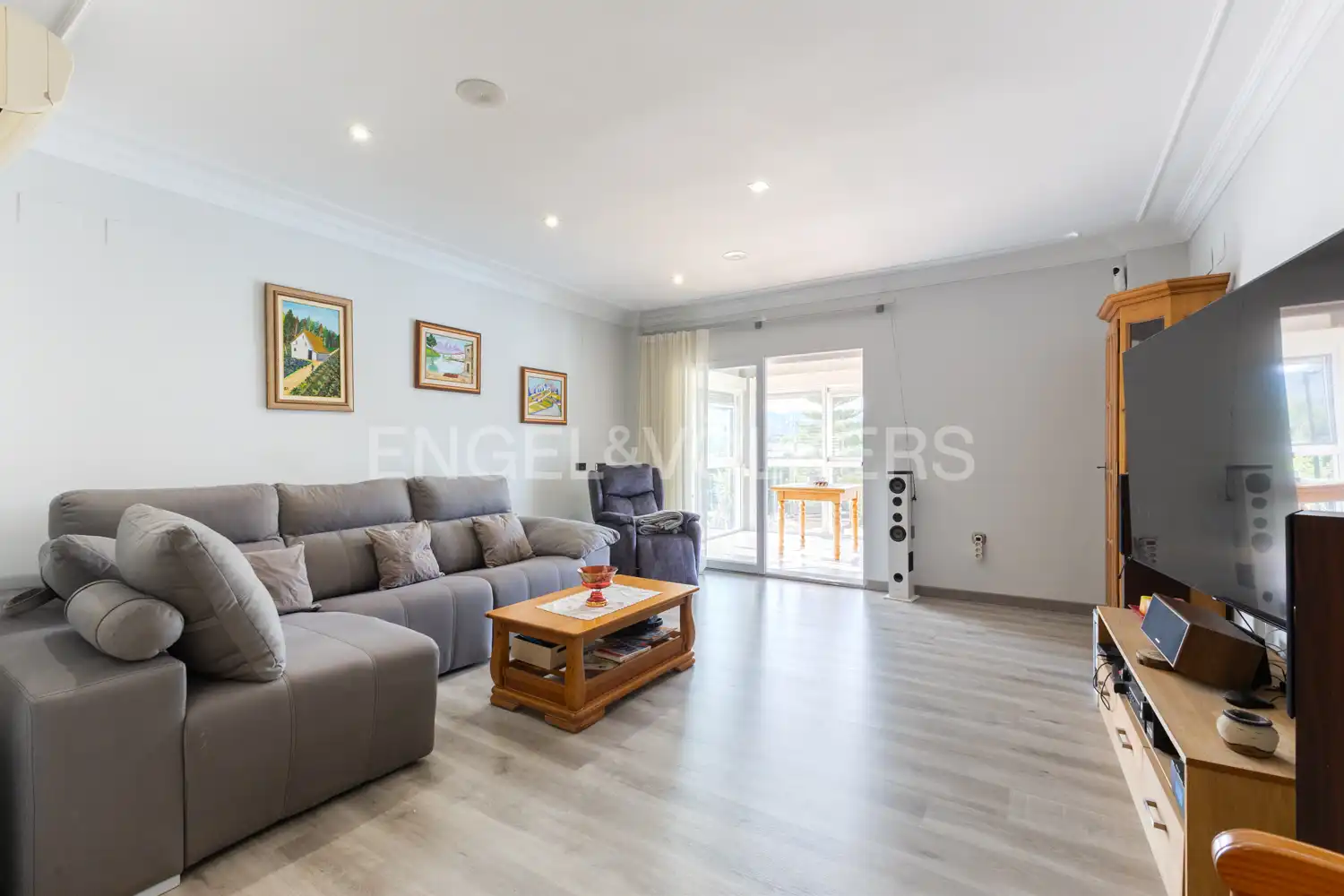 Sala de estar de Casa o chalet en venta en Albalat dels Tarongers con Aire acondicionado, Calefacción y Jardín privado