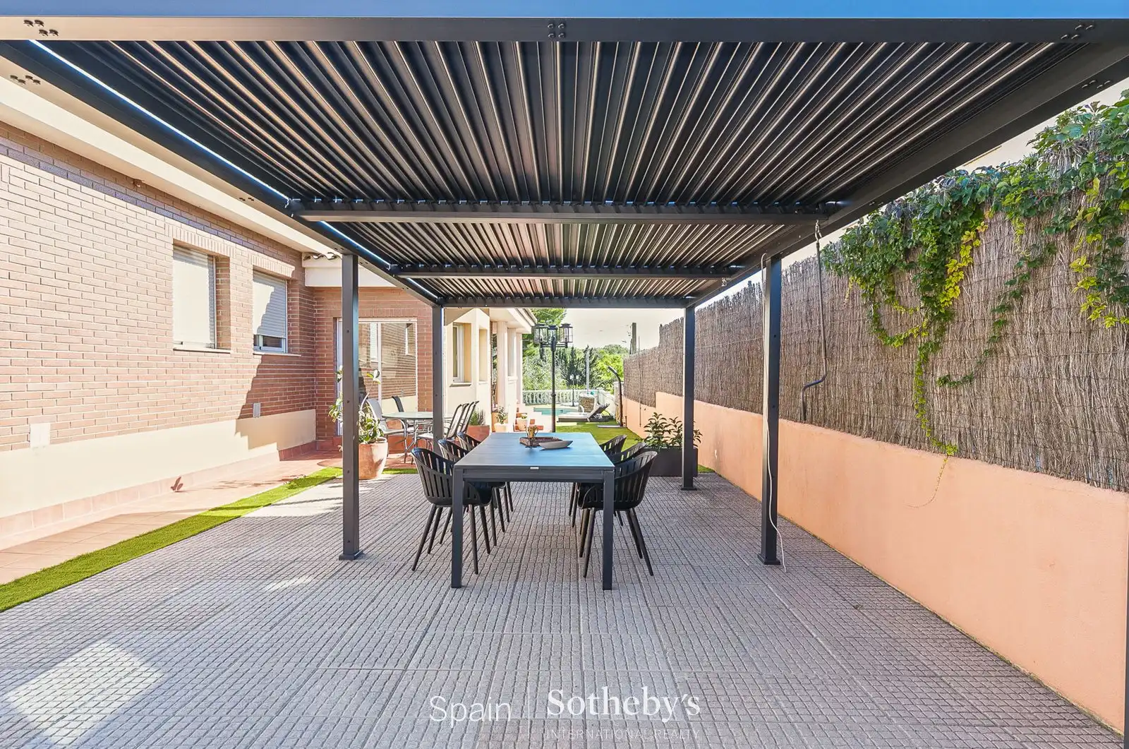 House with pool for sale in Mas d'En Serra - Els Cards, imagen 4