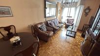 Sala d'estar de Pis en venda en Ourense Capital  amb Calefacció, Traster i Moblat