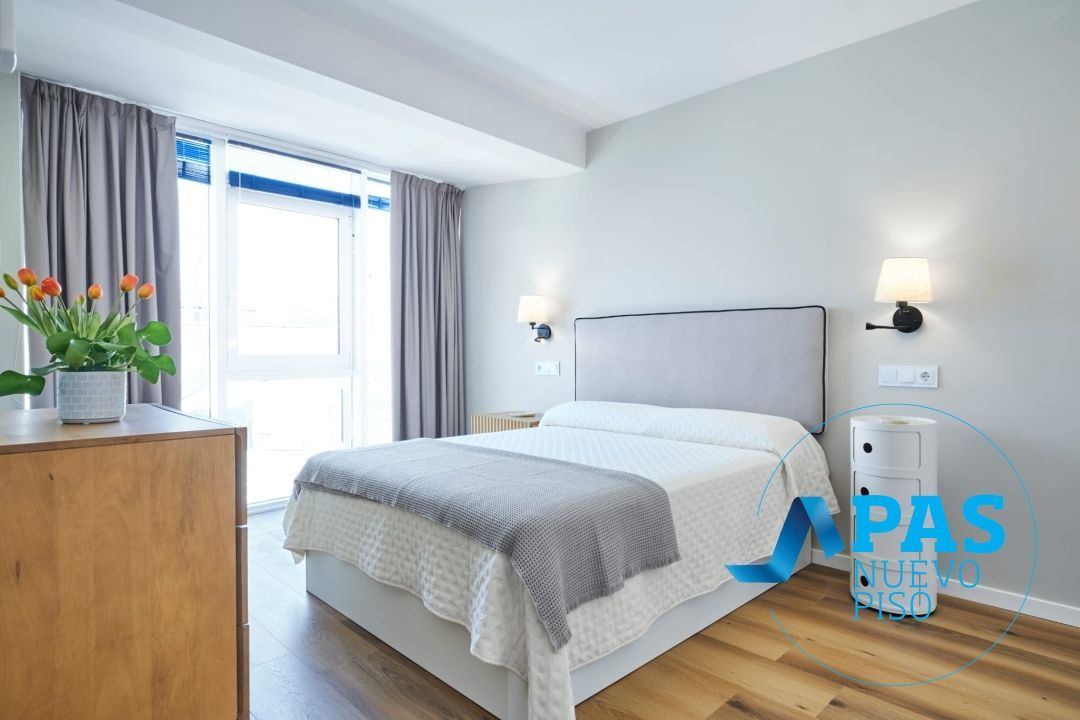 Dormitori de Apartament de lloguer en Santander amb Aire condicionat i Calefacció