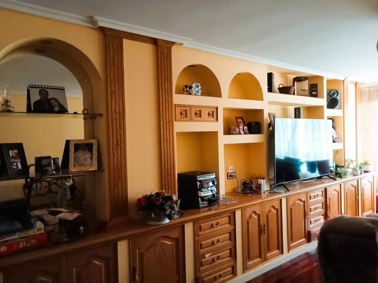 Living room of Flat for sale in Carballo  with Heating, Furnished and Oven