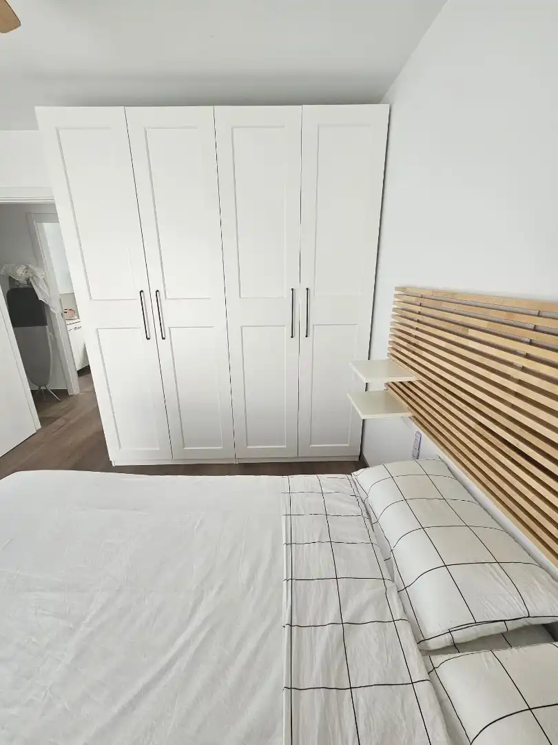 Dormitori de Casa adosada de lloguer en Algeciras amb Aire condicionat, Jardí privat i Parquet