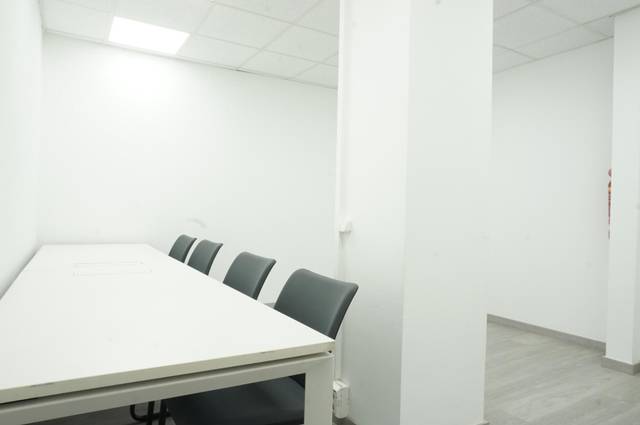 Oficina en Venta en Porta