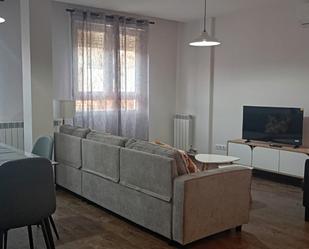 Living room of Flat to rent in  Zaragoza Capital  with Air Conditioner, Heating and Parquet flooring