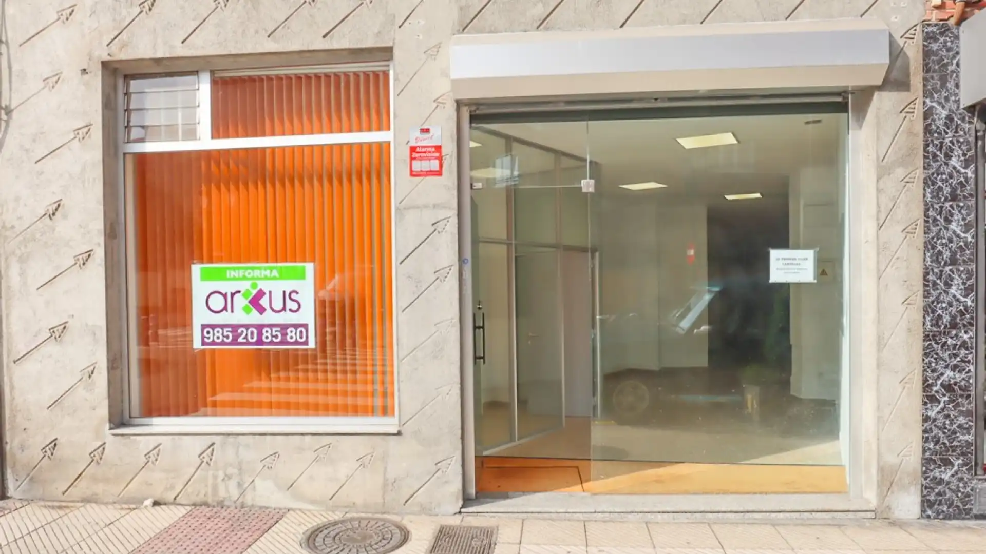 Local de lloguer a Oviedo - Calle San Pedro Mestallón, 11, Santo Domingo - El Campillín, Centro - Casco Histórico