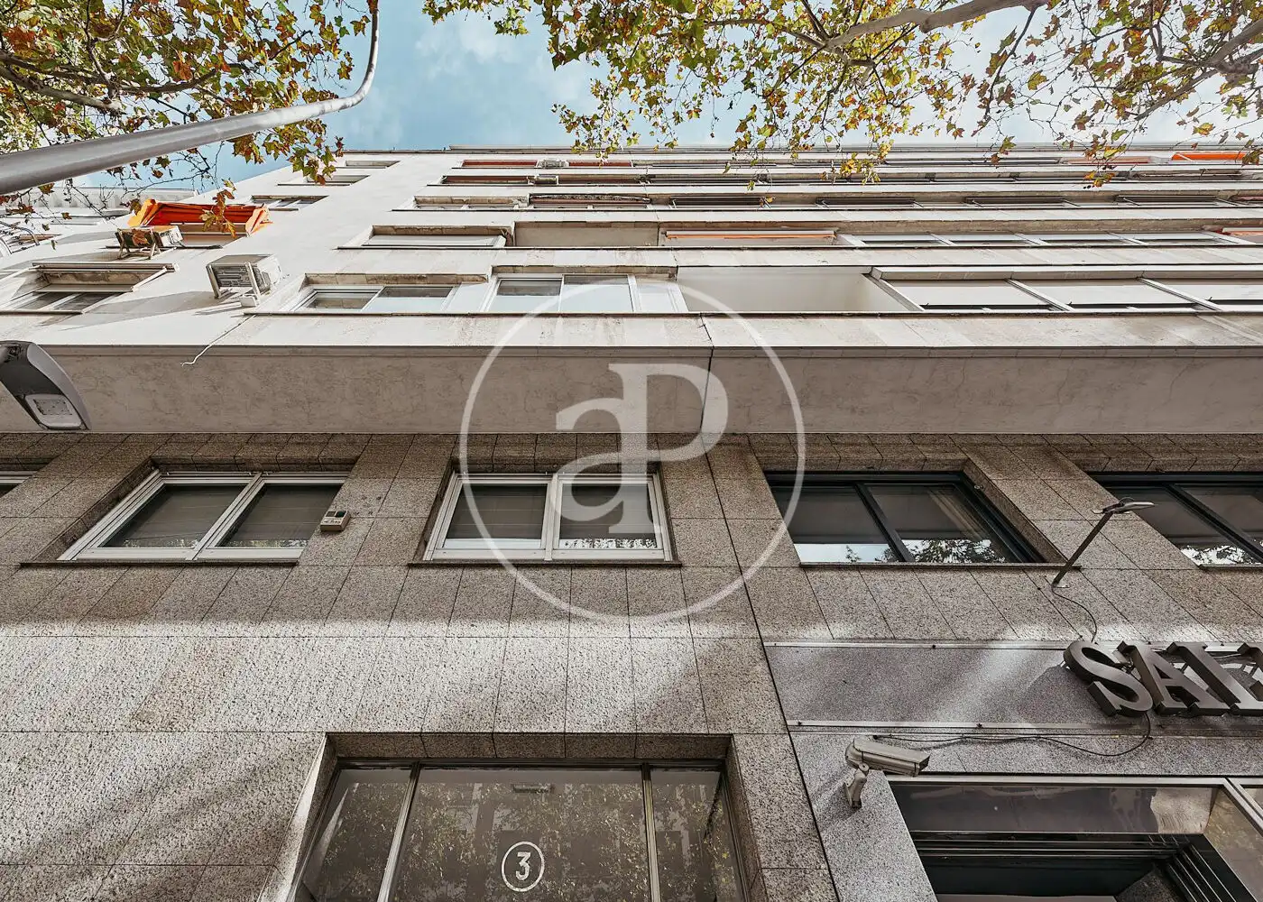 Außenansicht von Wohnung zum Verkauf in Madrid mit Klimaanlage, Heizung und Terrasse