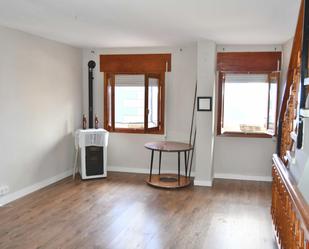 Living room of Single-family semi-detached for sale in Cadalso  with Heating, Terrace and Balcony