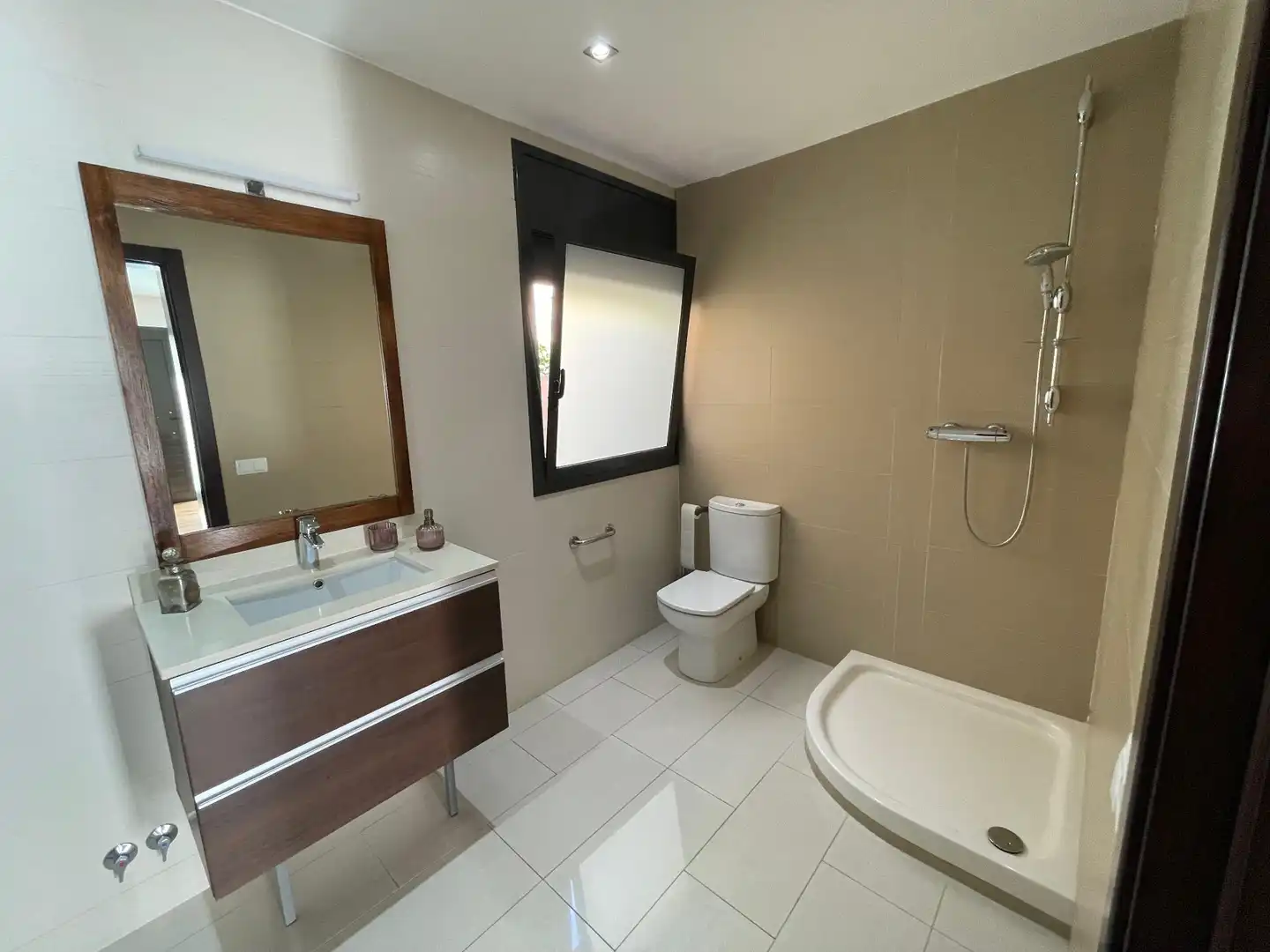 Baño de Casa o chalet en venta en Fogars de la Selva con Aire acondicionado, Calefacción y Jardín privado