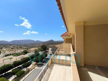 Apartment with pool for sale in Arrabal Zona Valor 03