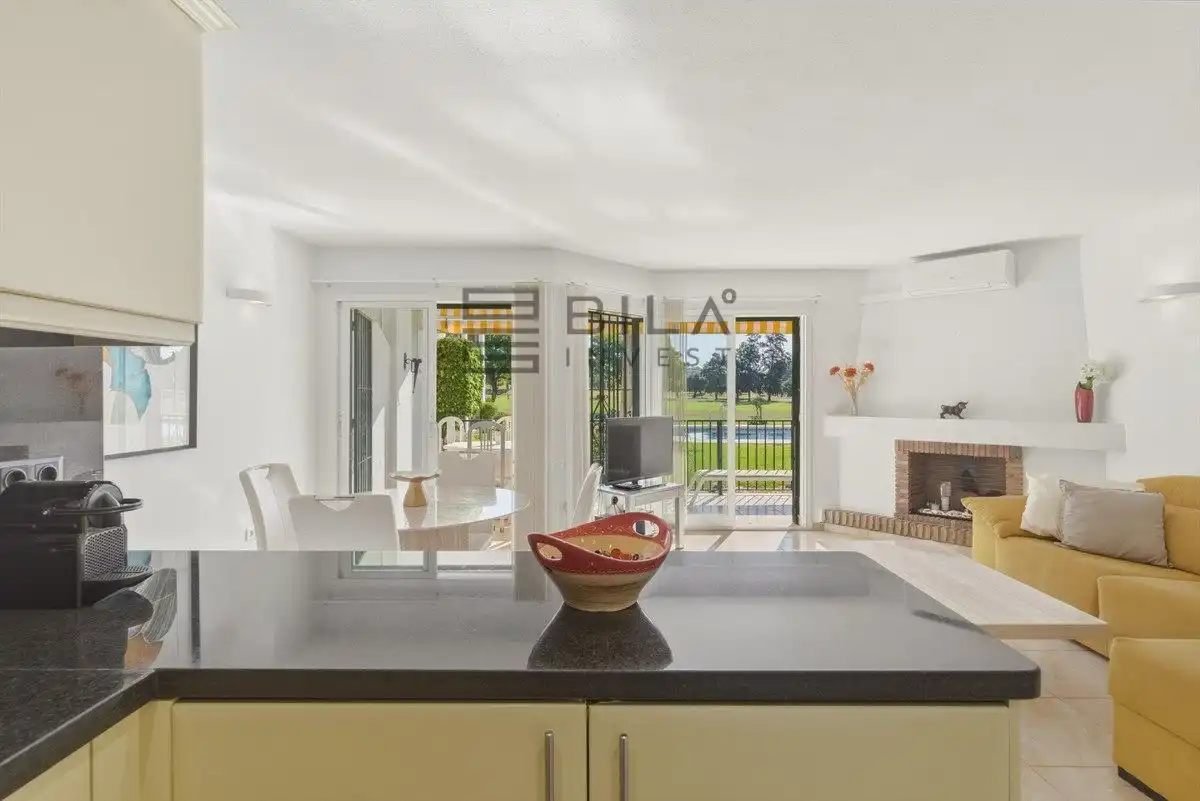 Flat for sale in La Siesta, Mijas Golf