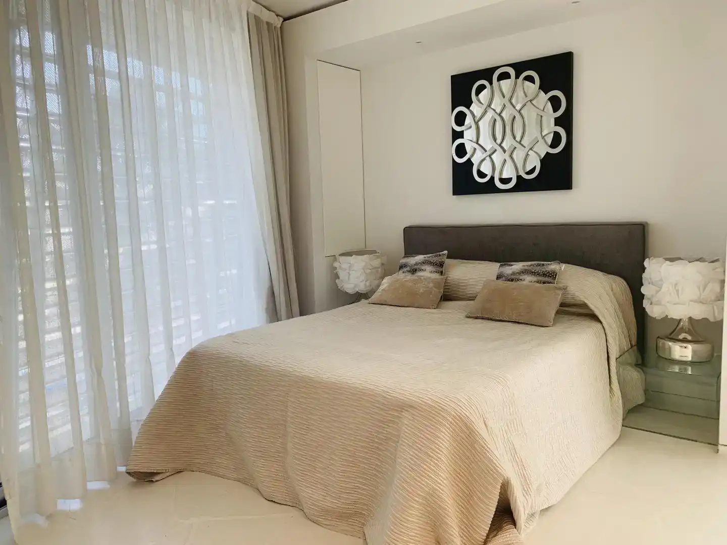 Habitación de Apartamento de alquiler en Marina Botafoc - Platja de Talamanca