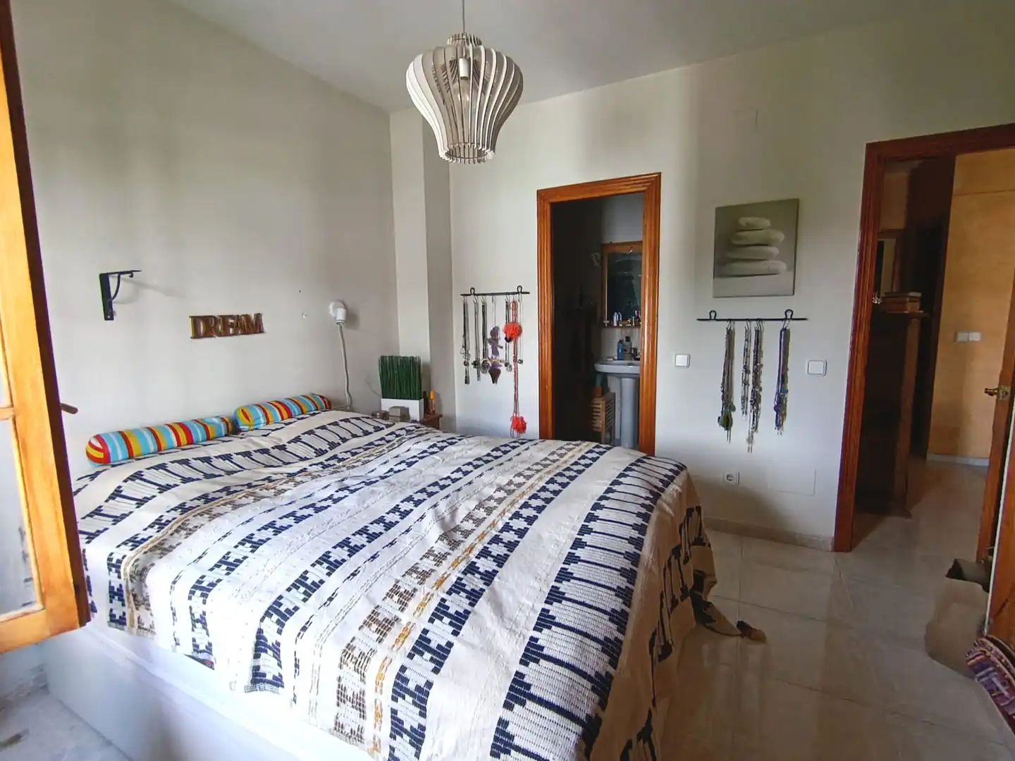 Habitación de Casa adosada en venta en Alhaurín de la Torre con Terraza, Balcón y Alarma