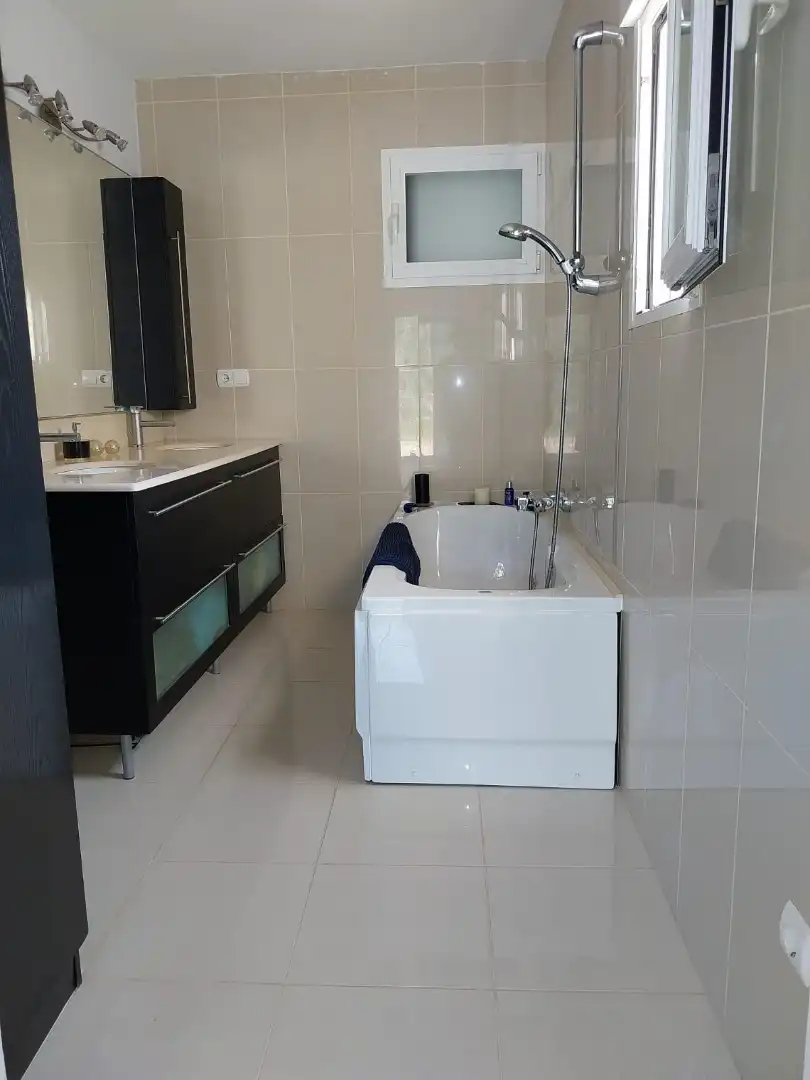 Baño de Casa o chalet en venta en Elche / Elx con Aire acondicionado, Calefacción y Jardín privado