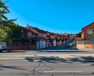 Exterior view of House or chalet for sale in Meco  with Air Conditioner, Heating and Private garden
