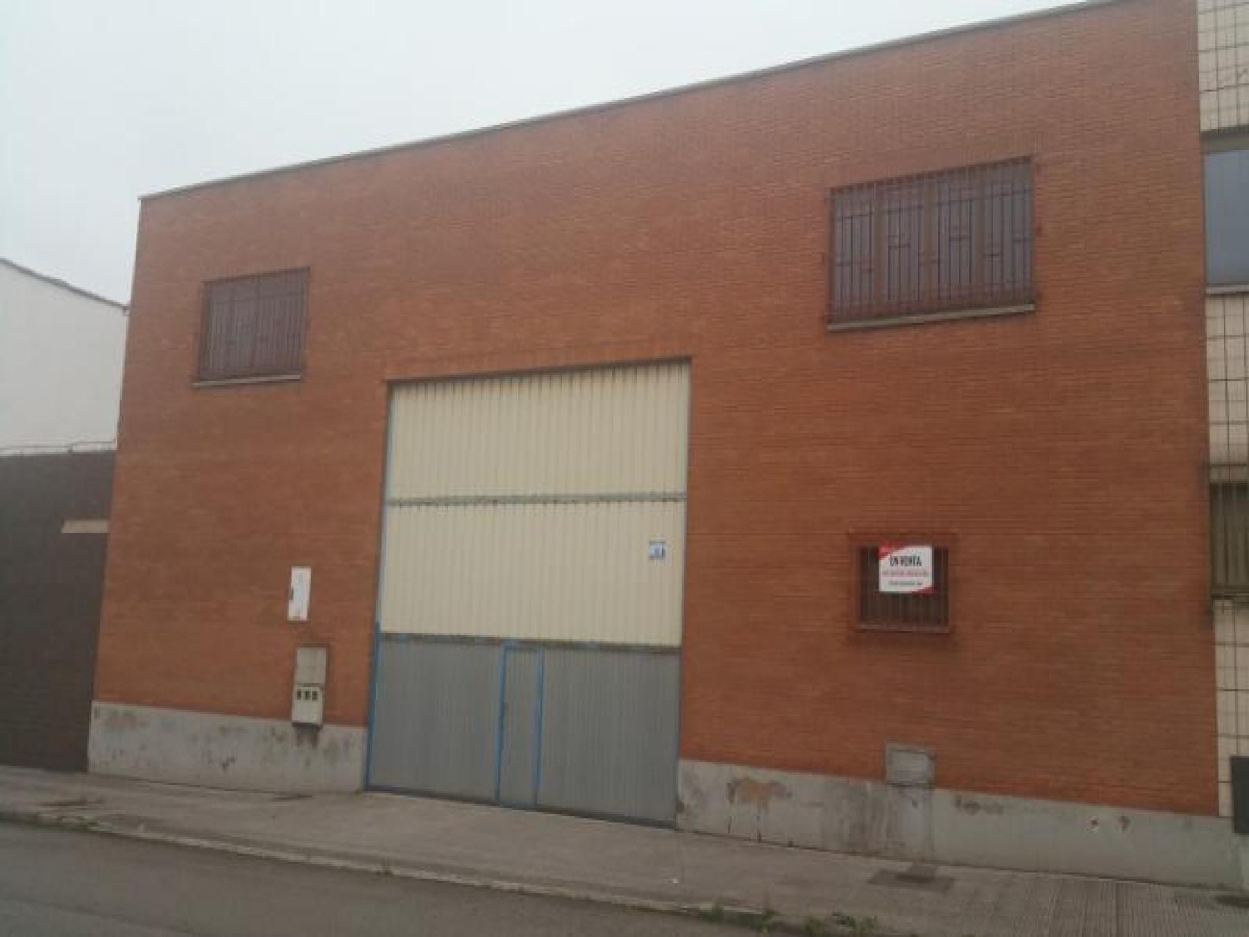 Nau industrial en venda a Tremañes