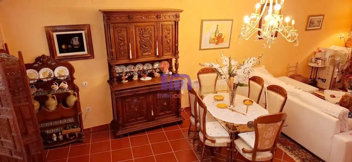 Dining room of Houses for sale in Castellar de Santiago  with Heating