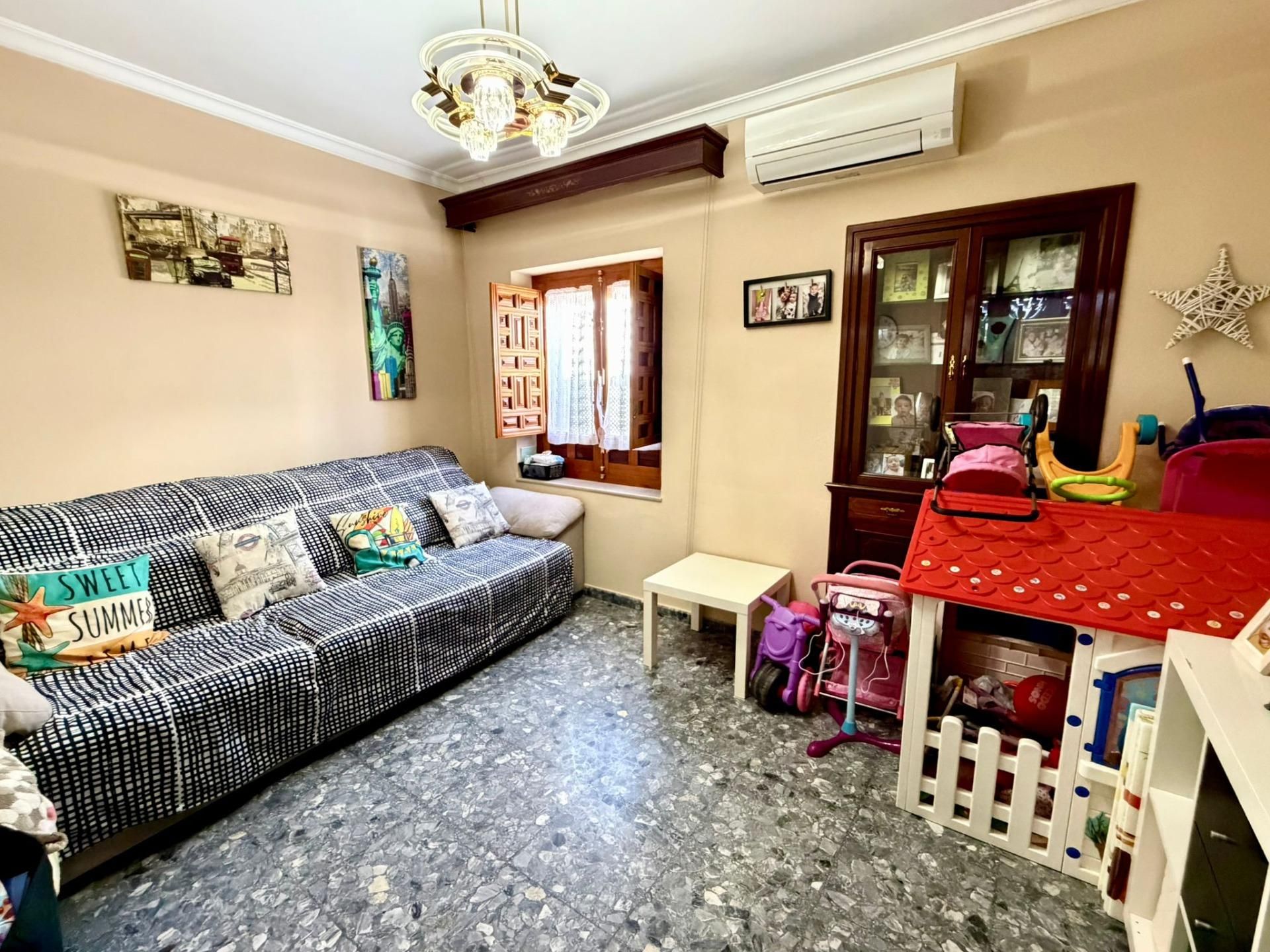 Sala de estar de Casa o chalet en venta en Antequera con Aire acondicionado, Terraza y Trastero