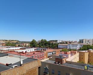 Exterior view of Flat for sale in Badajoz Capital  with Air Conditioner