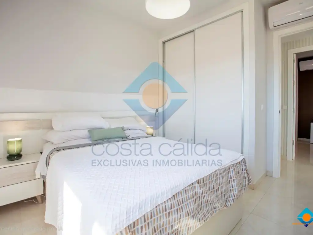 Schlafzimmer von Erdgeschoss zum Verkauf in Mazarrón mit Klimaanlage, Privatgarten und Terrasse