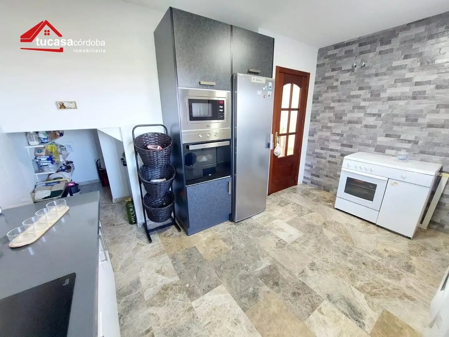 Kitchen of Houses for sale in Córdoba  with Terrace and Storage room