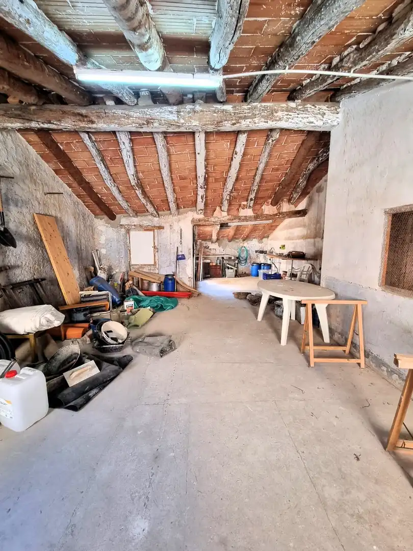 Edificio en venta en Ginestar