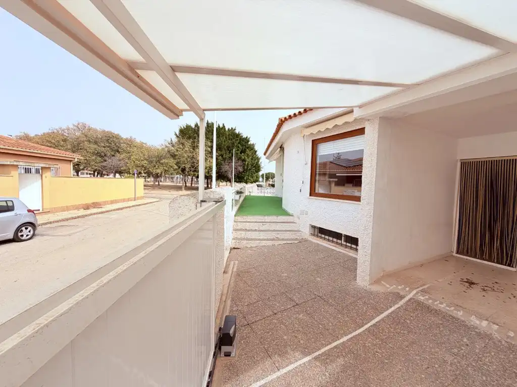Vista exterior de Casa o chalet en venta en San Javier