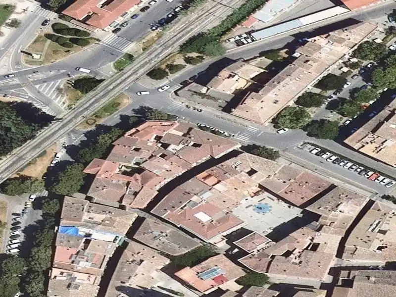 Vista exterior de Local en venta en Girona