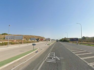 Terreny industrial en venda a Platja de Torres