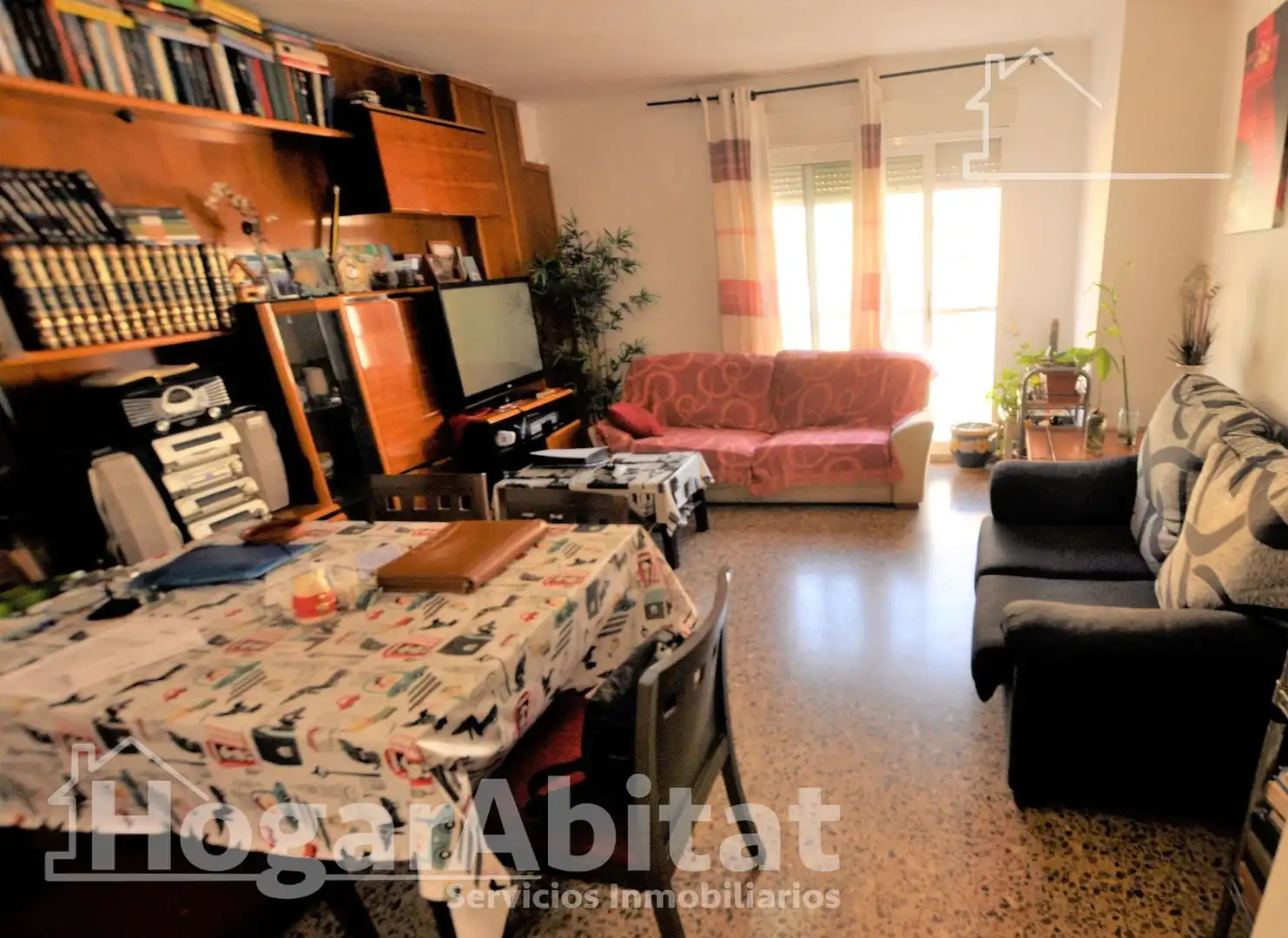 Sala de estar de Piso en venta en  Valencia Capital con Calefacción y Balcón