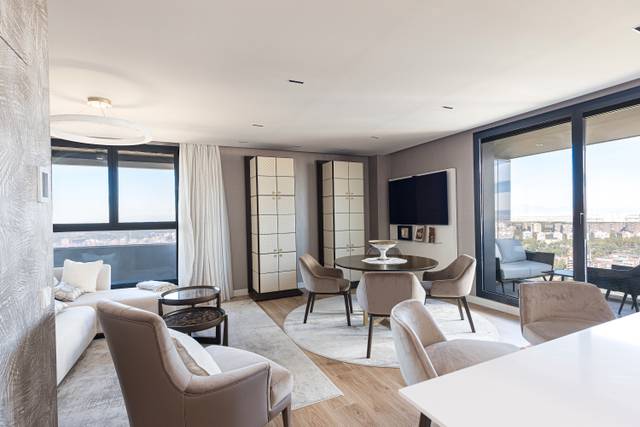 Apartamento en Venta en Valdeacederas