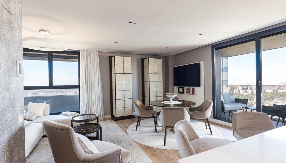 Photo 1 of Apartment for sale in Valdeacederas, Madrid