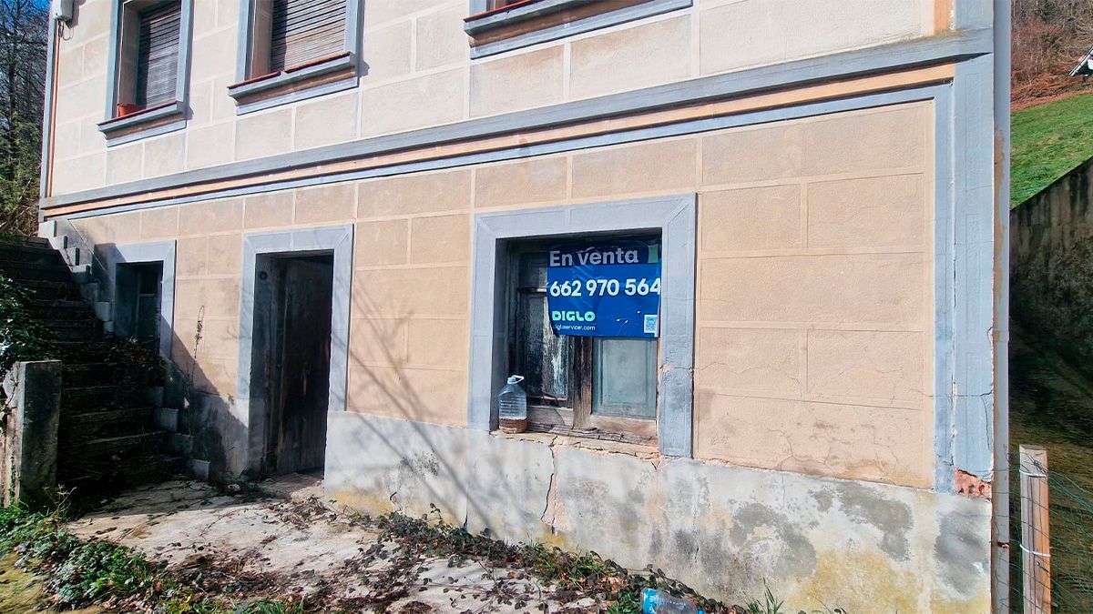 Vista exterior de Piso en venta en San Martín del Rey Aurelio